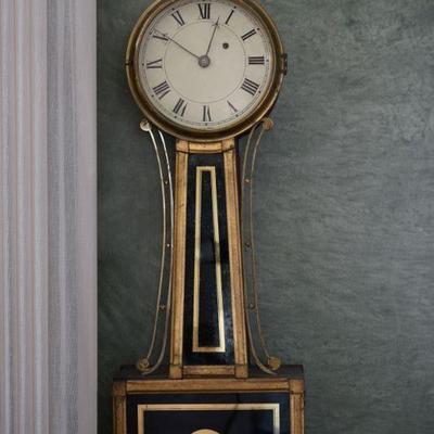 Key wind banjo clock. 19th century classic 