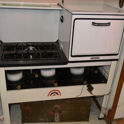 This stove can be PRE-SOLD. Send message if interested