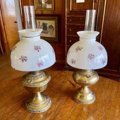 Lot 100-BR1: Electrified Lamp Pair #2

Features: 
â€¢	Electrified oil lamps with matching hand-painted globes (note: bases do not match)...