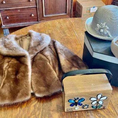Lot 115-BR2: What a Pretty Lady Vintage Lot

Features: 
â€¢	Vintage Mink capelet; ownerâ€™s full name is embroidered inside
â€¢	Two...