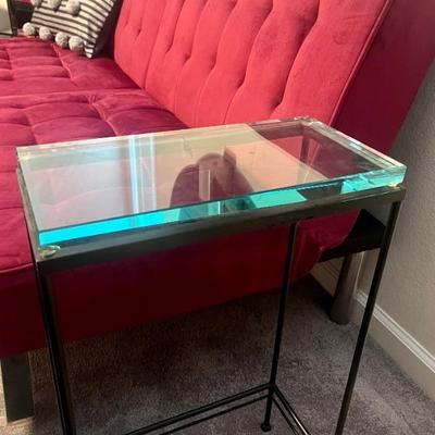 Accent table 