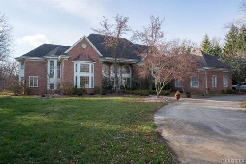 Grosse Ile Estate Sale