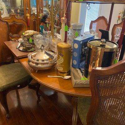 Dining Room Table and Chairs