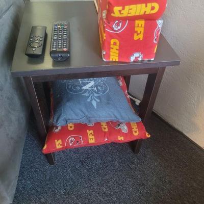 End table and Chiefs items