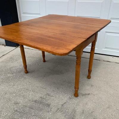 Drop leaf table 40"x21" 29"H  $55
48" with leaves