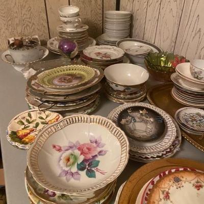 TONS of plates! All different types of plates....great for upcycling too!