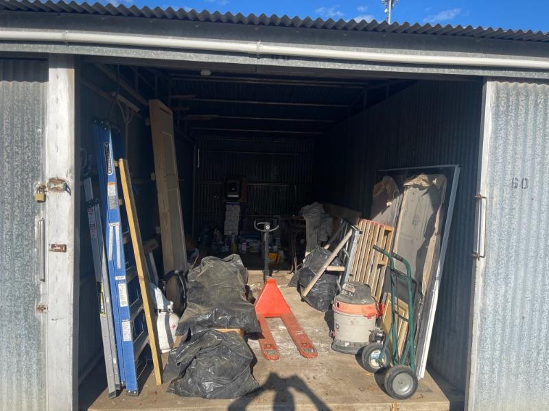 ABANDONED STORAGE UNIT LIEN SALE