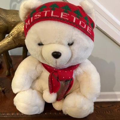 Marshall Field's Mistletoe bear