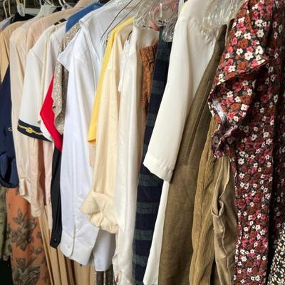 So many clothes! Lots of 80s, some 70s, some newer. There are 4 closets plus an attic full of vintage clothes. Sizes range from small to...
