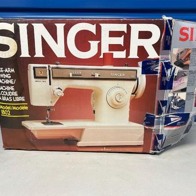 LKF068- Singer Sewing Machine