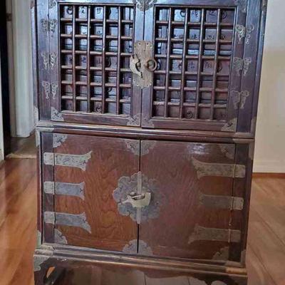 LKF802 - Antique Japanese Tansu Chest w/Apothecary Cabinet PICKUP in KAILUA-KONA HAWAII