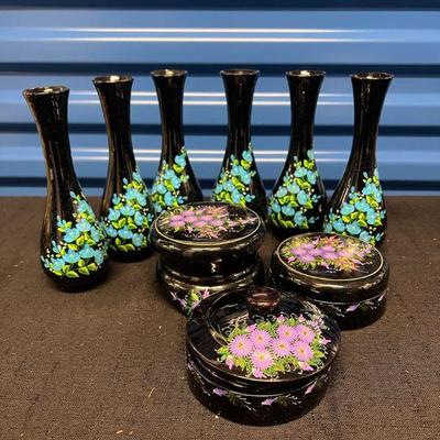 LKF078- Lacquered Ornate Vases & Lidded Bowls