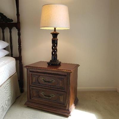 Thomasville night stand
