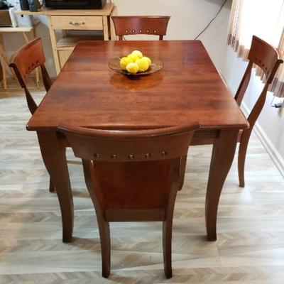 Kitchen set (table with 2 leaves + 4 chairs)