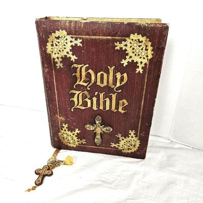 Large Leather Bound w/ Gilded Pages Holy Bible Authorized King James Version w/ Attached Decorative Crosses