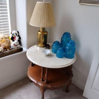 Bassett 2-tier Round Marble Top Side Table