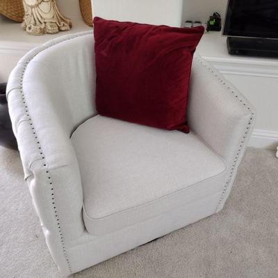 Barrel Swivel Arm Chair