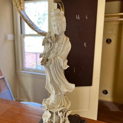 Chinese porcelain lamp goddess base