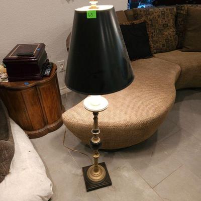 MID CENTURY BRASS & LACQUER WOOD CANDLE STICK LAMP