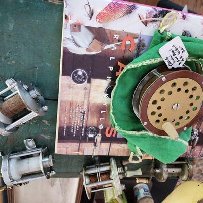 Fishing reels