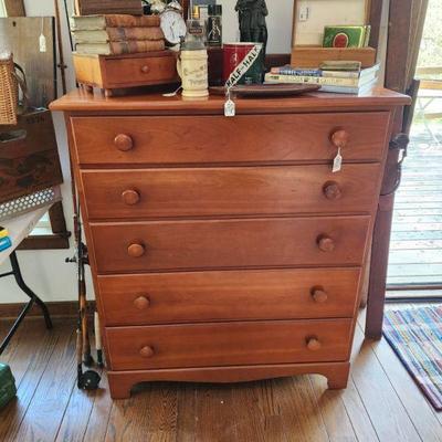 Clore 5 draw dresser