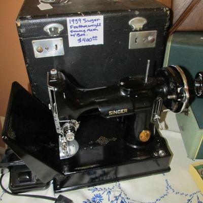 PRESALE ITEM: 1939 Singer Featherweight Sewing Machine w/ box - $400 (works!) (Credit card only, pickup available on Thurs, April...