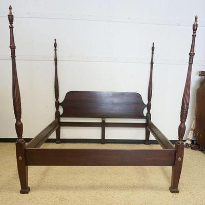 1101	COUNCIL CRAFTSMAN 4 POSTER BED, MISSING CENTER RAIL & BED BOLTS, 78 IN
