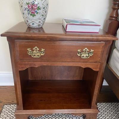 Pennsylvania House Night Stands (2 available)