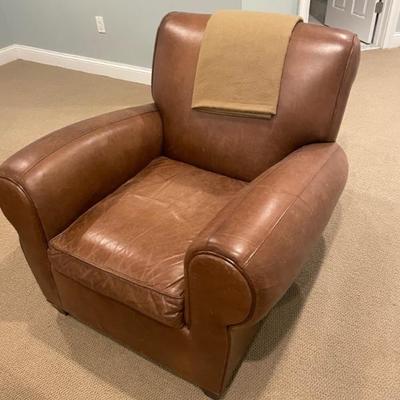 Pottery Barn Manhattan Caramel Brown Leather 36".5" W x 42.5" D x 35.5' H