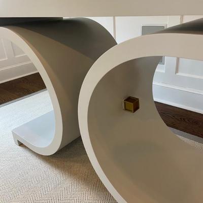 Oomph! Console Table