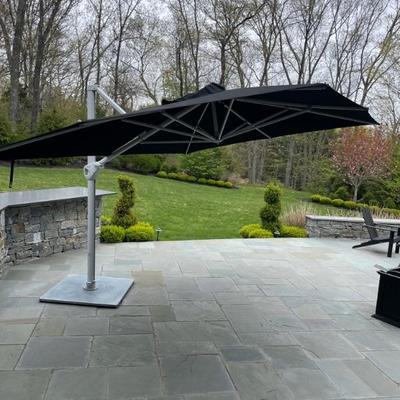 Woodline Shade Pavone Cantilever Umbrella and Base (10"x13")