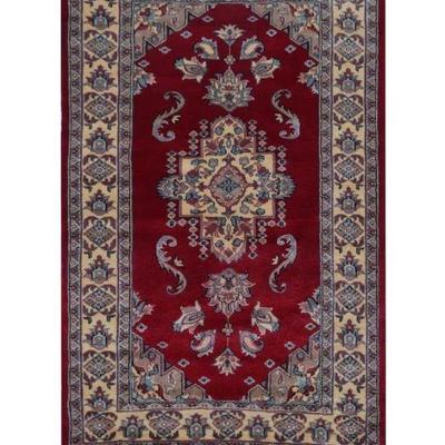 Hand knotted Kafkazi Rug 4'11