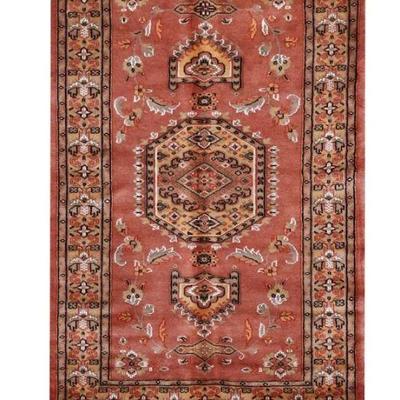 Hand knotted Kafkazi Rug 4'10