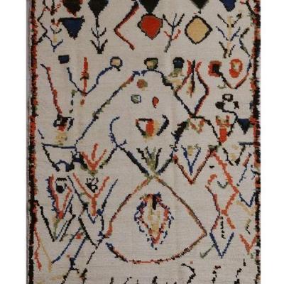 Hand knotted Moroccan rug 8'1