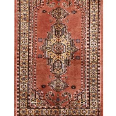 Hand knotted Kafkazi Rug 5'3" x 3'2"
$498...