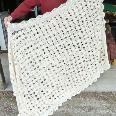 hand crochet coverlet