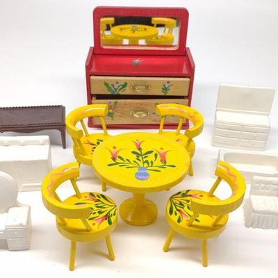 Japan Wooden Painted Doll Furniture