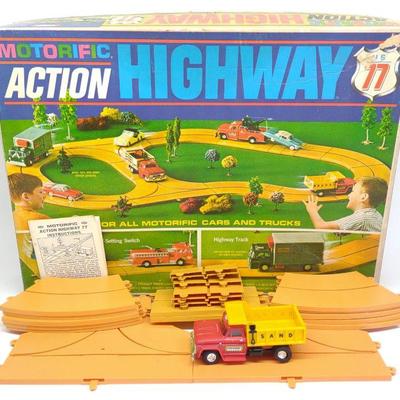 Motorific Action Highway US 77 Race Car Set Ideal