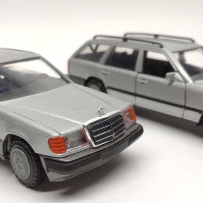 2 Conrad Mercedes Benz 1/35 Scale Die-cast Cars