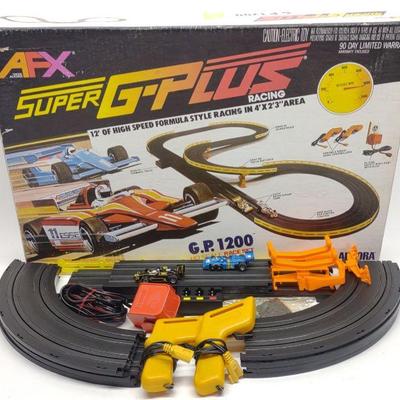Aurora AFX G-Plus G.P 1200 Slot Car Race Set