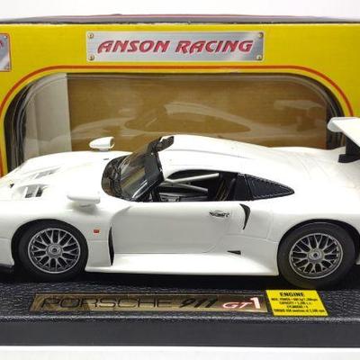 Anson Porsche 911 GT1 1/18 Die-Cast Car Model