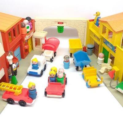 1970s Fisher Price #997 Play Family Village