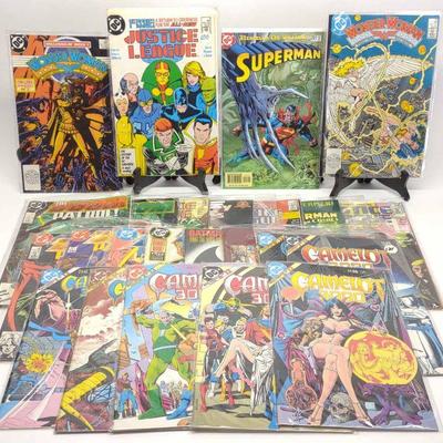 (27) 1980s DC Comic Books