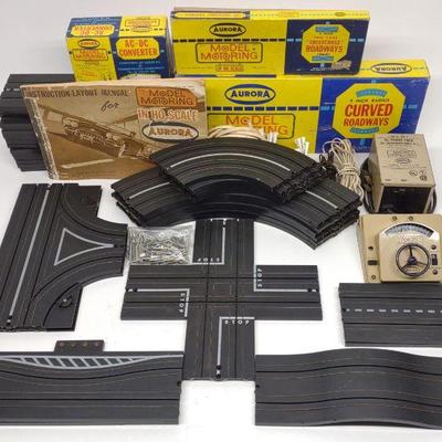 Aurora Model Motoring Slot Car Track Set