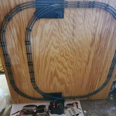 Lionel Train Set and Transformer - untested