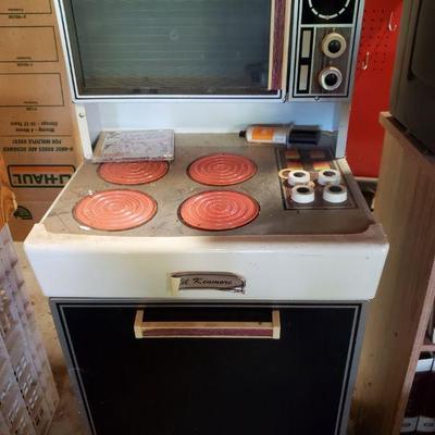 L'il Kenmore Toy Stove 