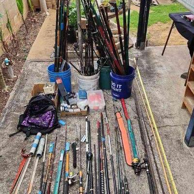 CTD209 - Fishing Poles And More (large Lot)