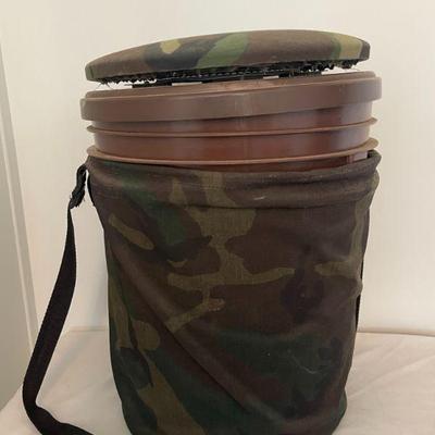 camo spin top bucket