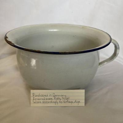 enamelware (blue & white) chamber pot
