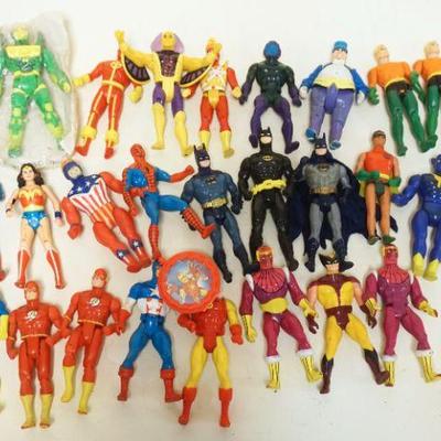 1176	LARGE LOT OF VINTAGE ACTION FIGURES. AS FOUND
